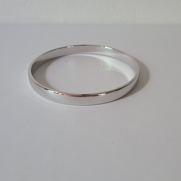 Monet Women's Polished Bracelet